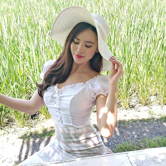 ✨Meet the Posher ✨ - Picture 8 of 8